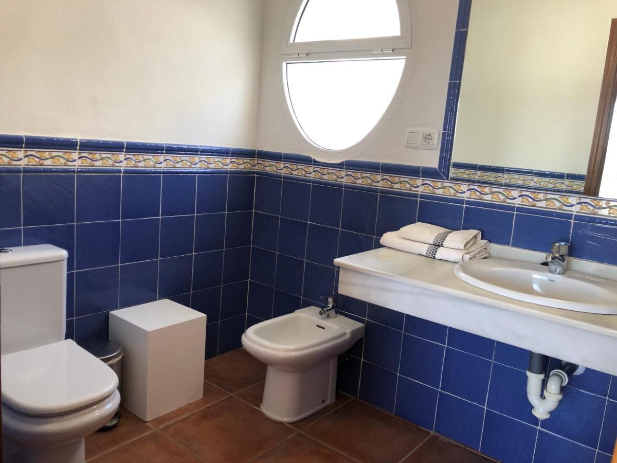 Charming 1 Bedroom Suite With Shared Kitchen Next To Puerto Banus Marbella Bagian luar foto